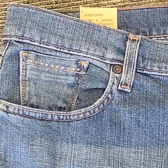 NWT Levi's 515 Boot Cut Mid Rise Blue Jeans Misses 14 Short Beaded Cotton Blend - Picture 3 of 16